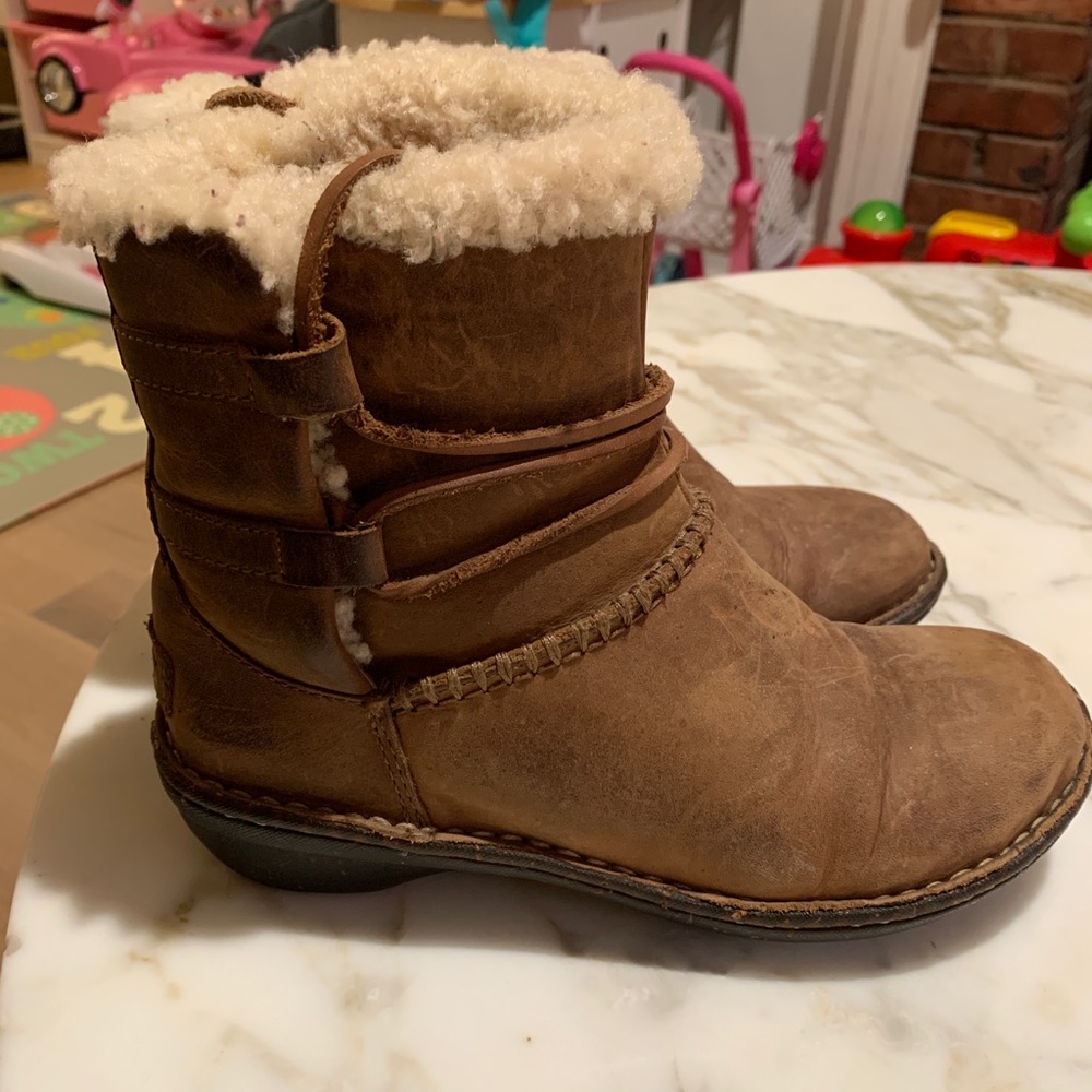 Woman’s ugg boots